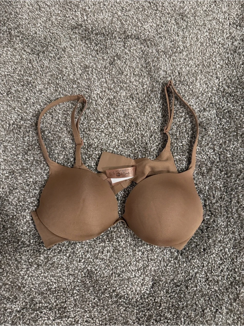 SKIMS Brown Nude Teardrop Push-Up Size 32B